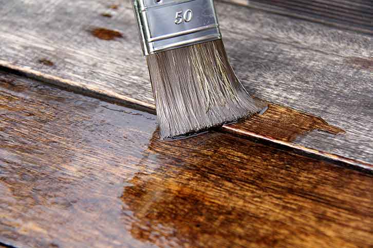 maintenance-finishing-decking