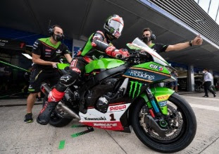 CHESHIRE MOULDINGS BECOMES KAWASAKI RACING TEAM SPONSOR