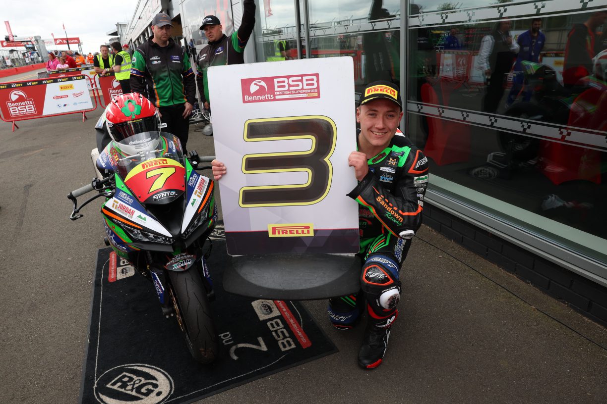Round 3 – Donington Park National – Race Report